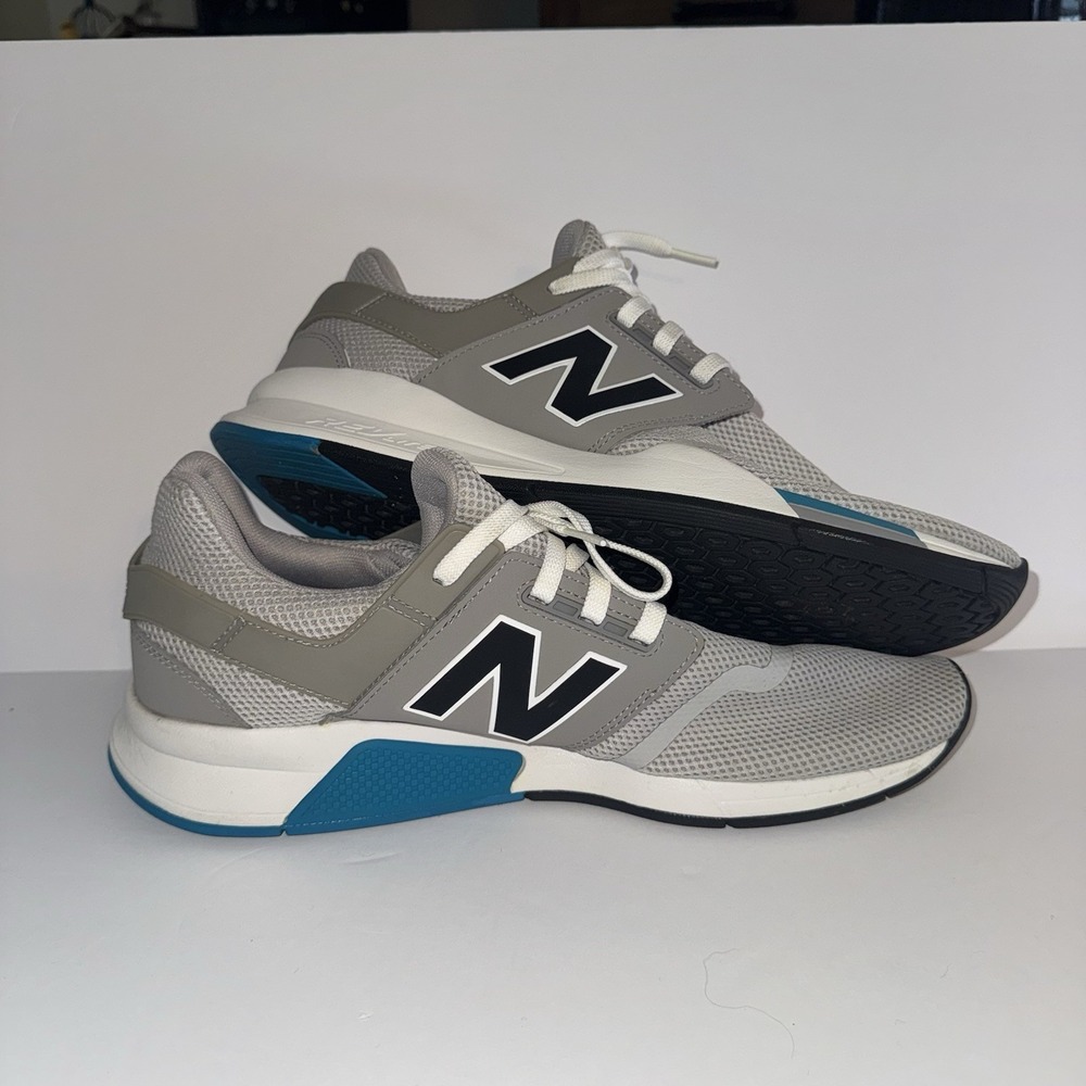 Men's Size 13 New Balance 247 White Light Blue Gray Black Excellent Condition